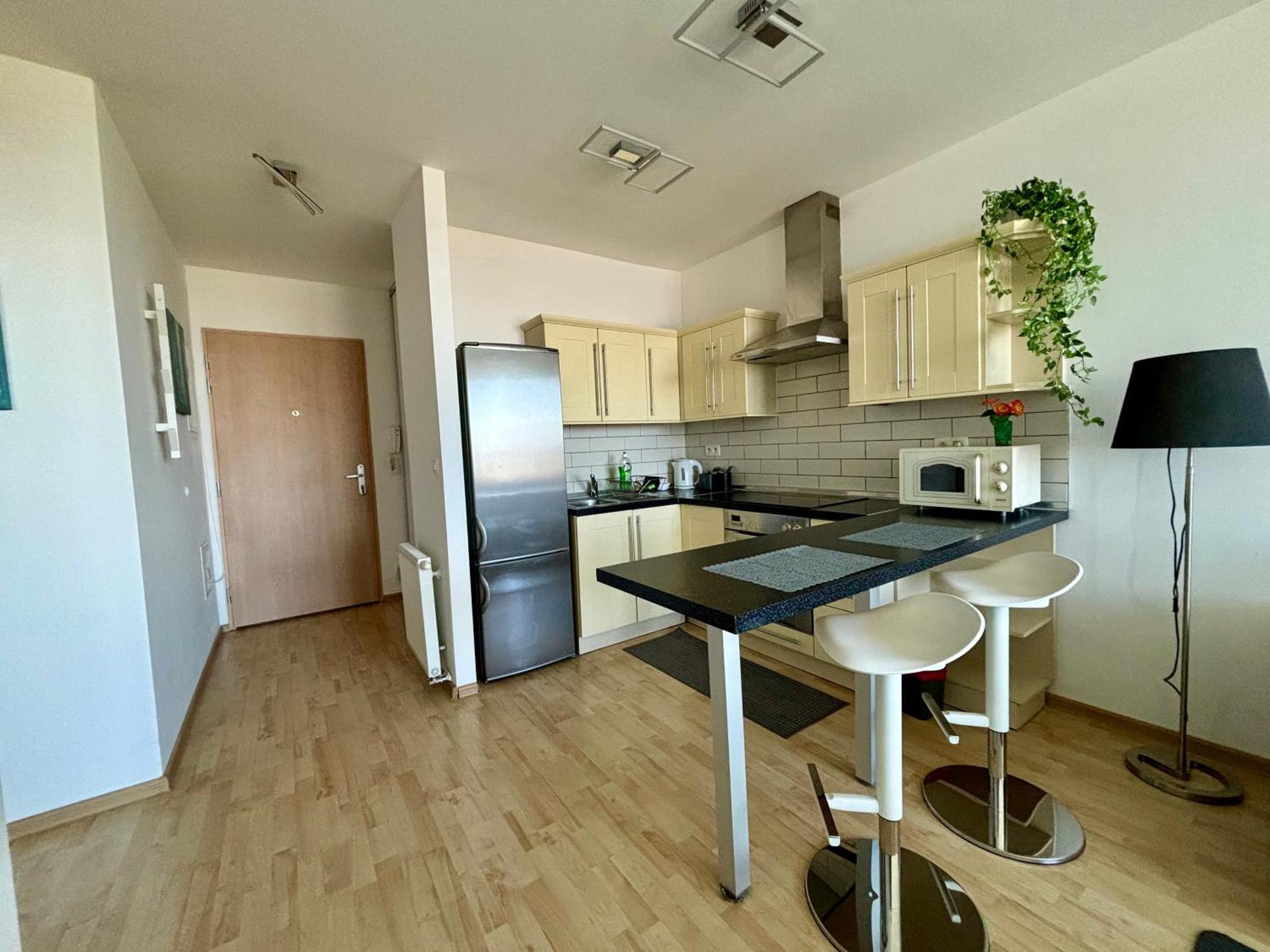 Apartamento Three Towers With Beautiful View And Parking! Bratislava Exterior foto